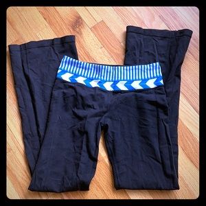 Lululemon Groove Pant Sz 6